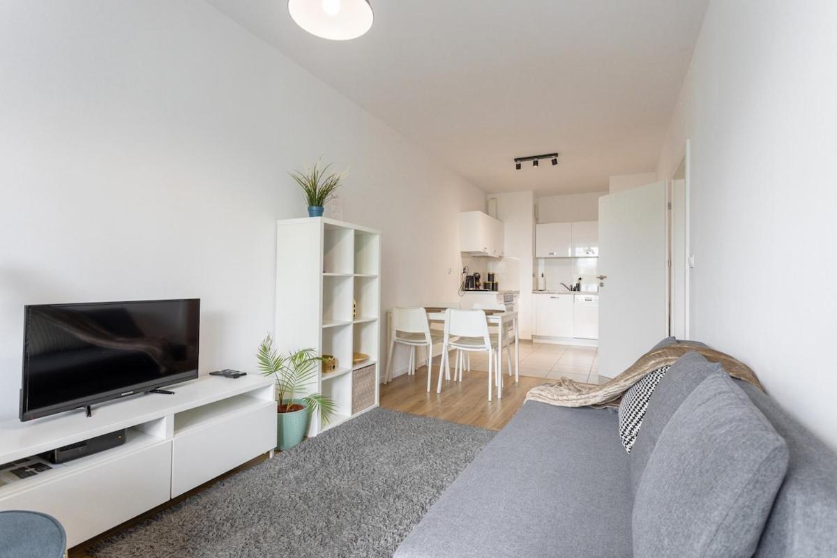 Urban Chic - Rondo Onz - Luxury - 2 Bedrooms - Pereca Street Apartament Warszawa