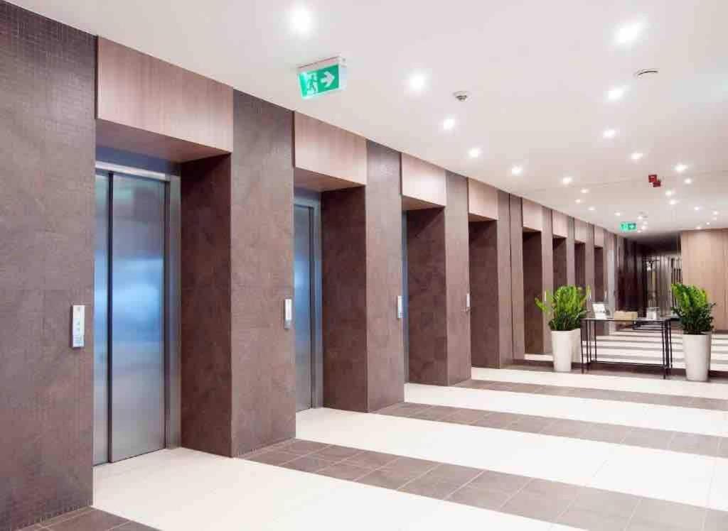 Apartament Urban Chic - Rondo Onz - Luxury - 2 Bedrooms - Pereca Street Warszawa